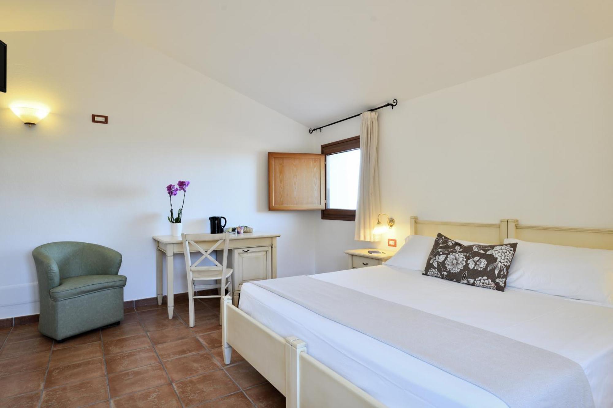 Hotel Marie Claire Lanusei Zimmer foto